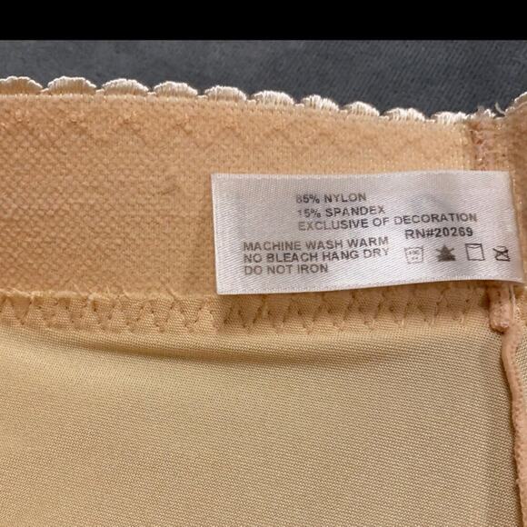 Rago Size 40 5X Style 513 High Waist Light Shaping Panty Brief Second Skin Satin - Picture 4 of 7